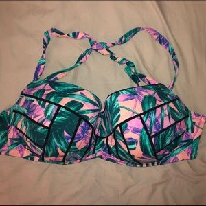 Pastel tropical push-up top